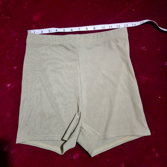 SHEIN Pants - Shorts